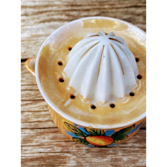 Vintage Lusterware citrus Juicer Reamer Peach - Picture 5 of 11